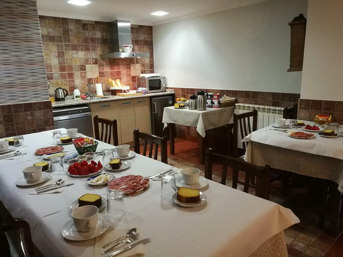 Casa Rural Altzibar-Berri Hostal Urnieta